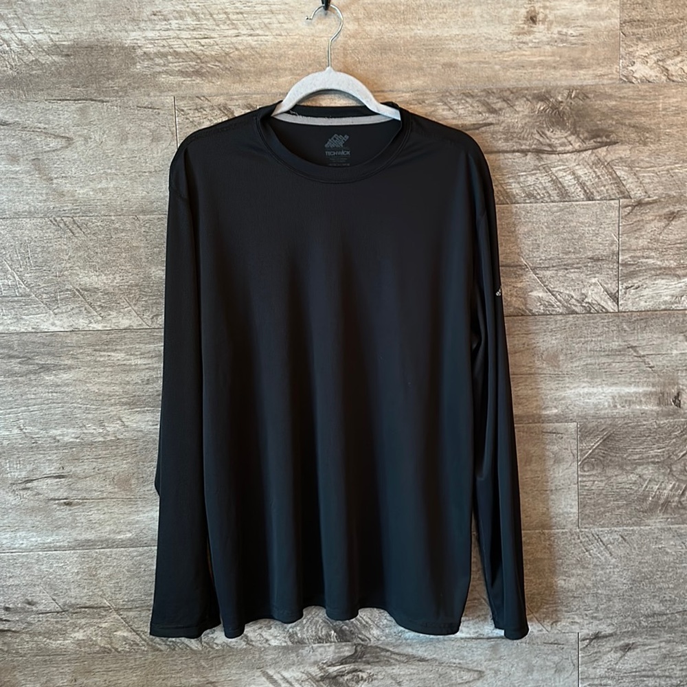 EMS Men's Techwick Essentials Long-Sleeve Crewneck Shirt BLACK XL